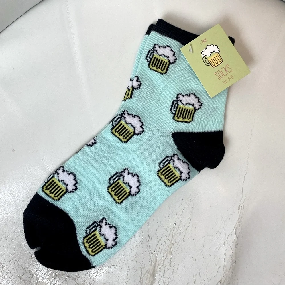 BEER Socks Quarter Length Black Teal Yellow White Size 9-11 NWT
